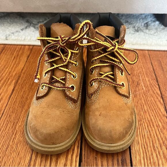 Timberland Wheat 6 Inch Classic Boot Toddler Size 6 - Picture 3 of 8
